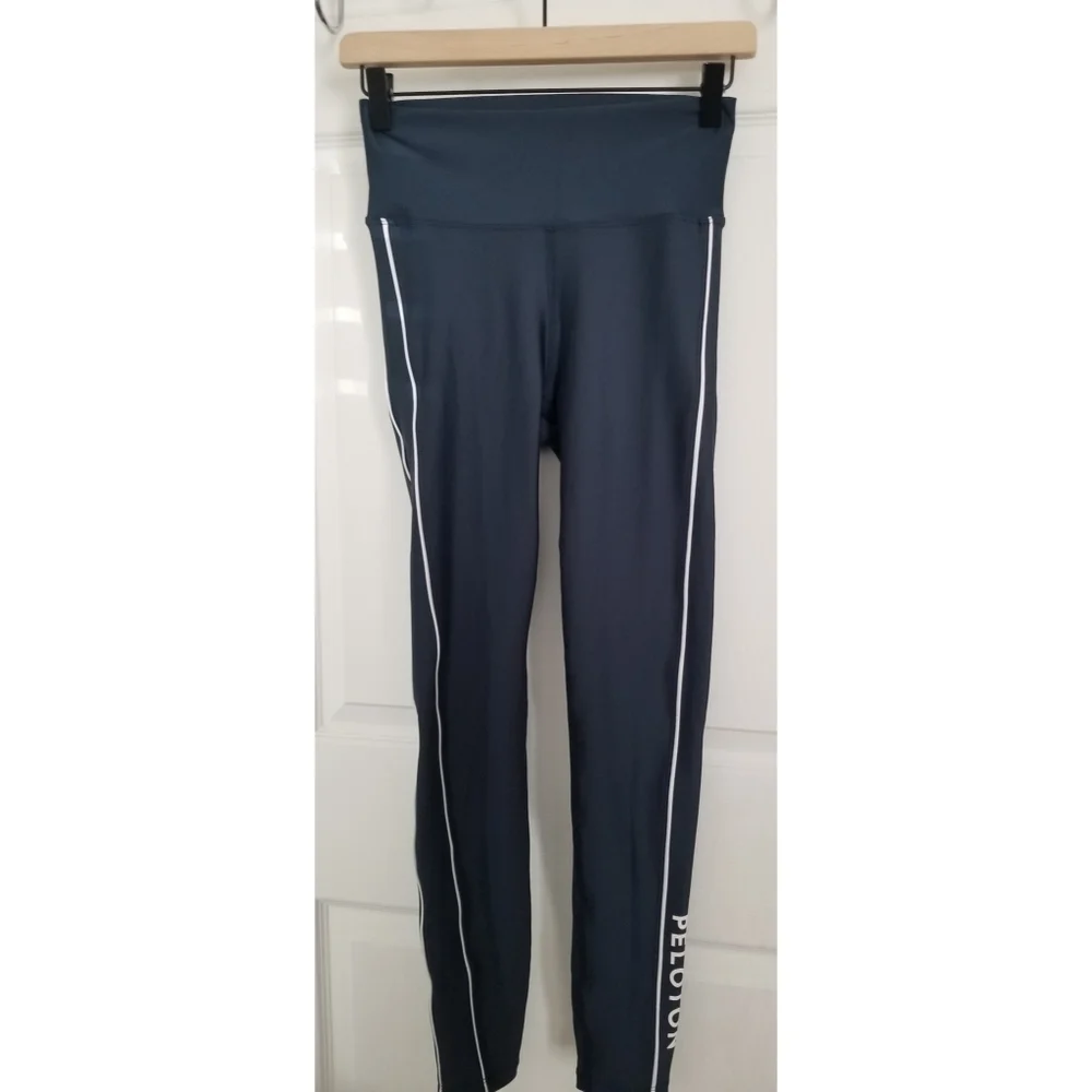 Peloton Show up Tuxedo stripe leggings - Picture 2 of 7
